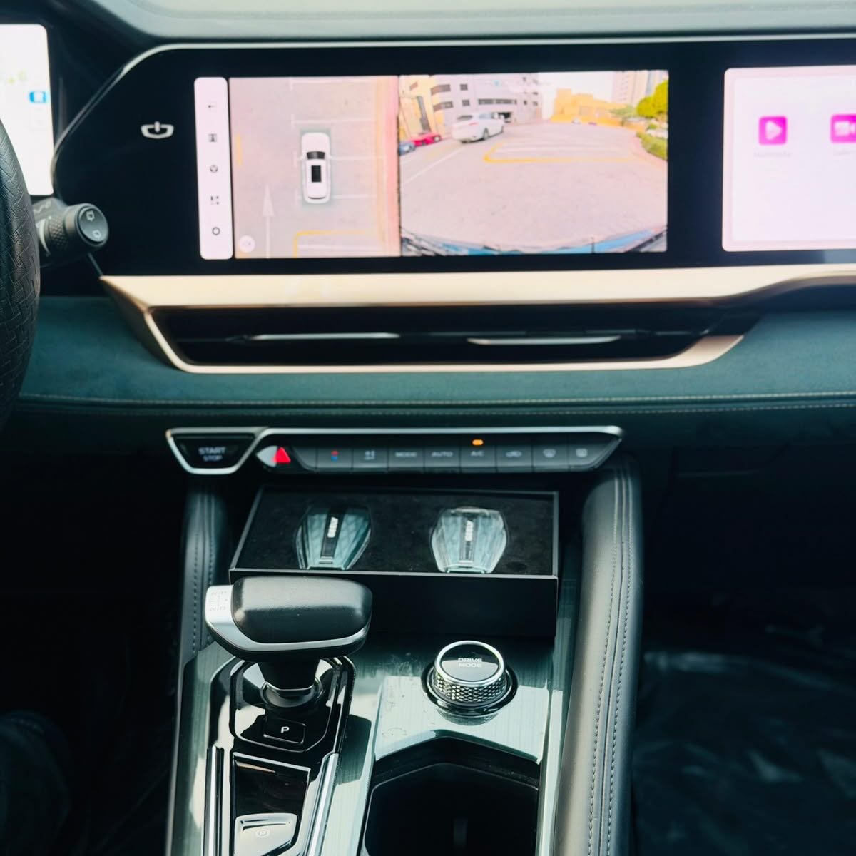 Geely Monjaro 2024 photo 3