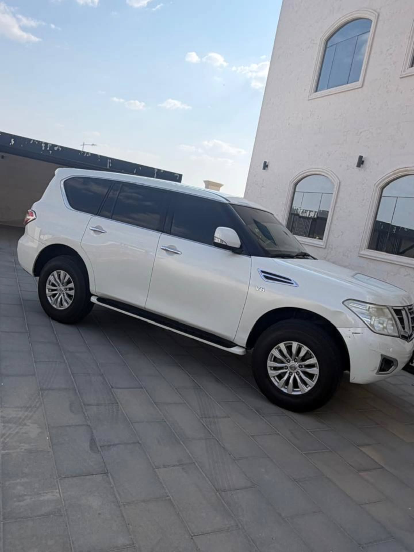 Nissan Patrol 2016