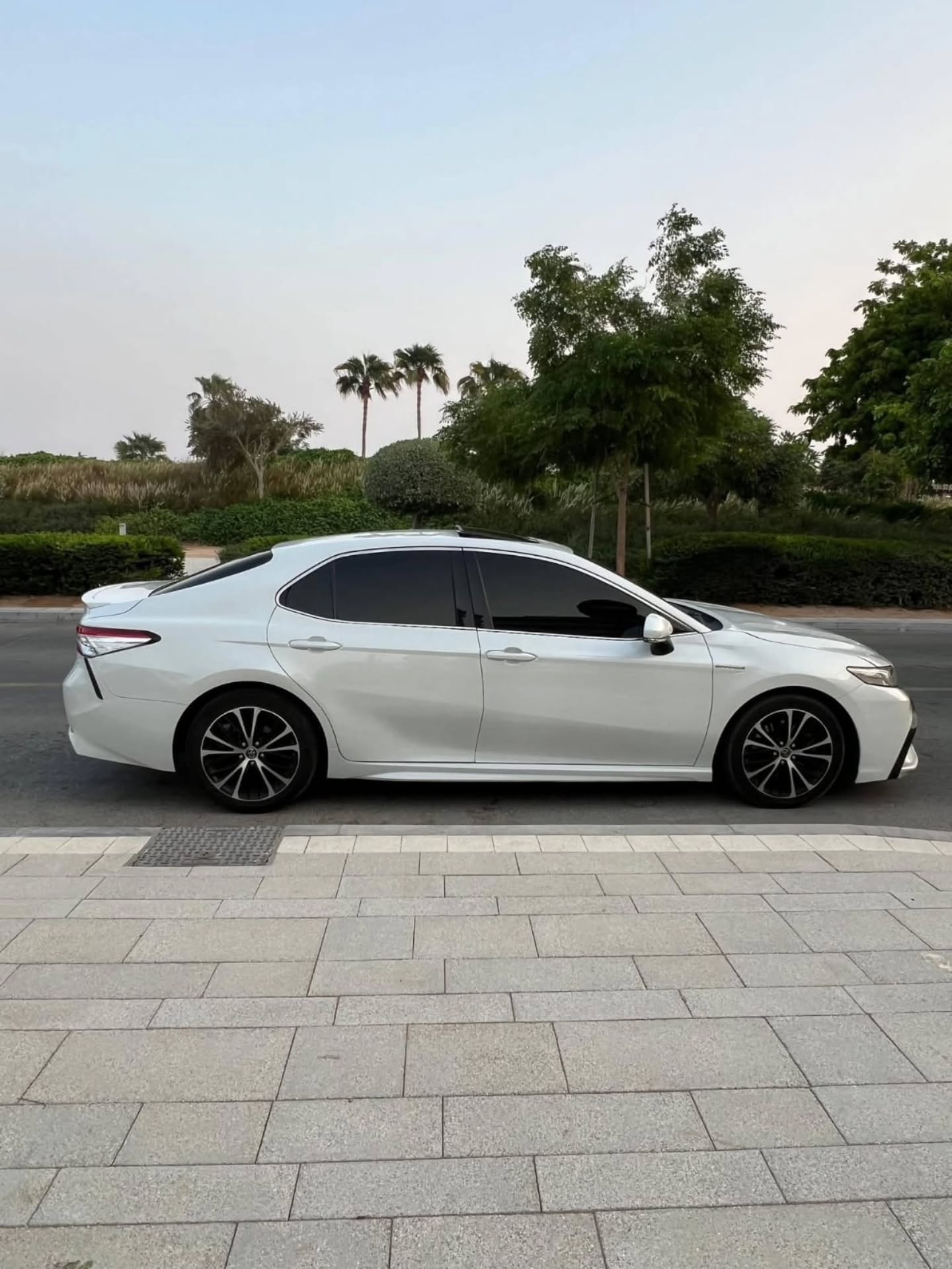 Toyota Camry 2019 photo 5