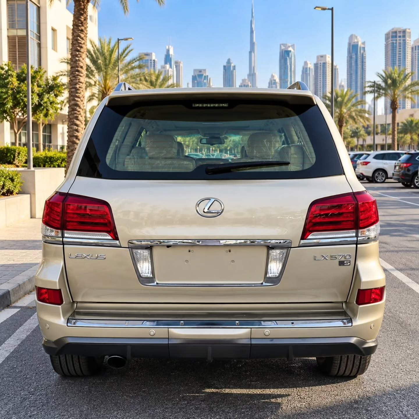 لكزس LX 2015 صورة 7