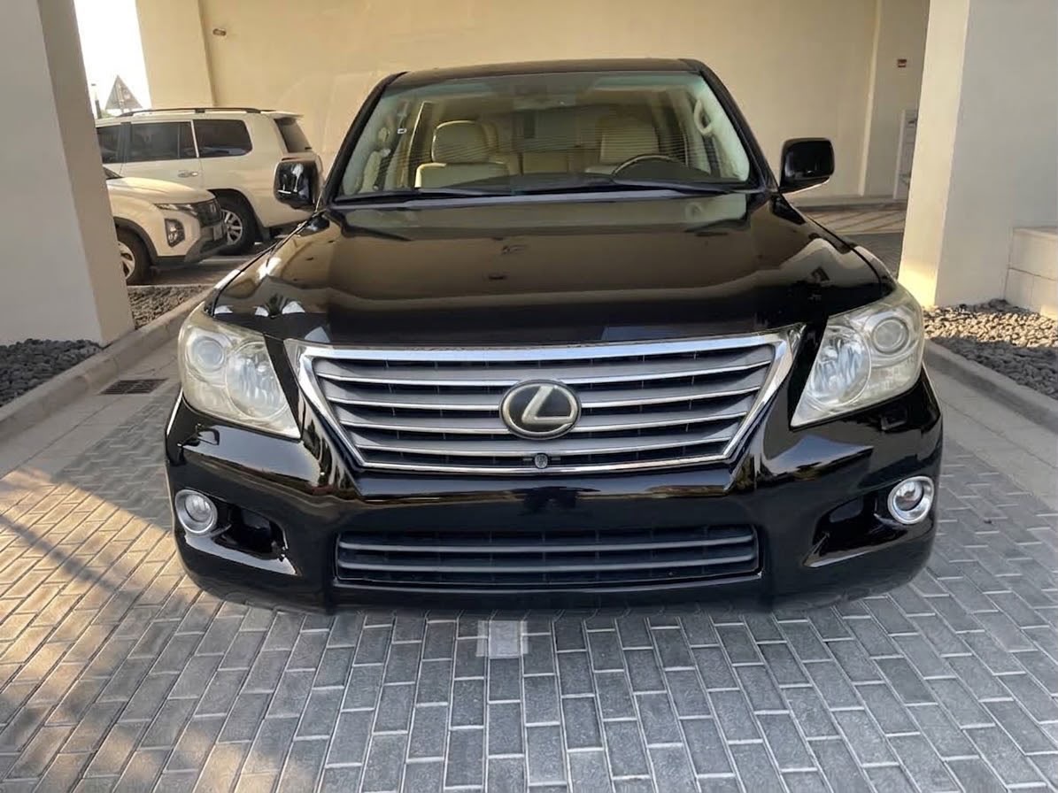 لكزس LX 2009 صورة 2