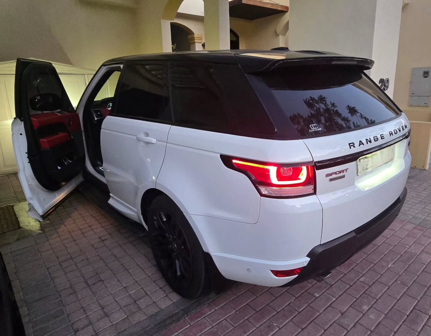 لاند روفر رينج روفر 2015 صورة 4