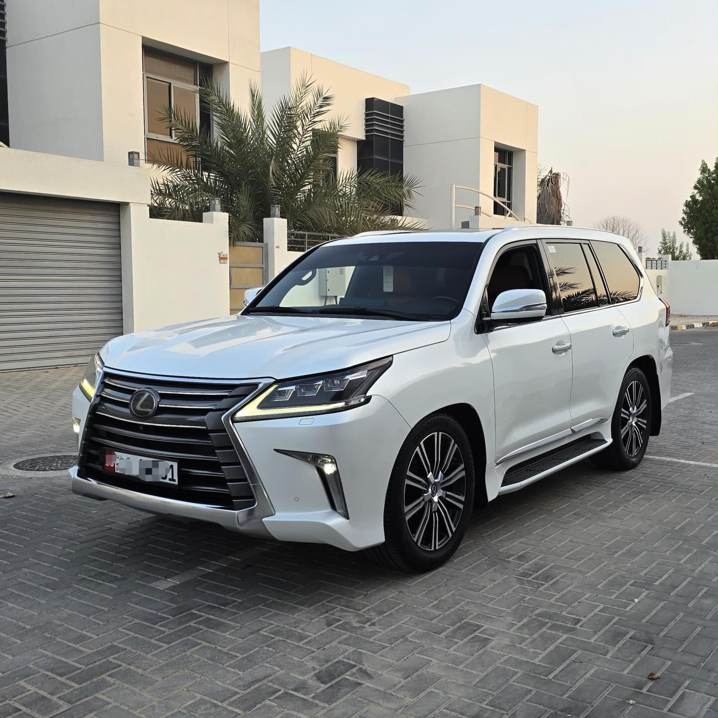 لكزس LX 2018