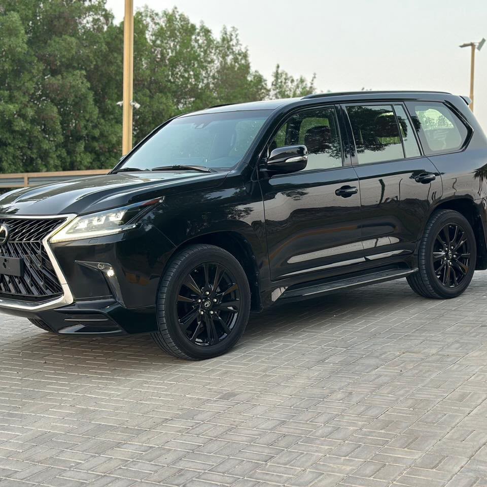لكزس LX 2019 صورة 2
