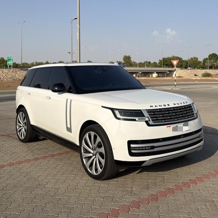 لاند روفر رينج روفر 2022 صورة 2