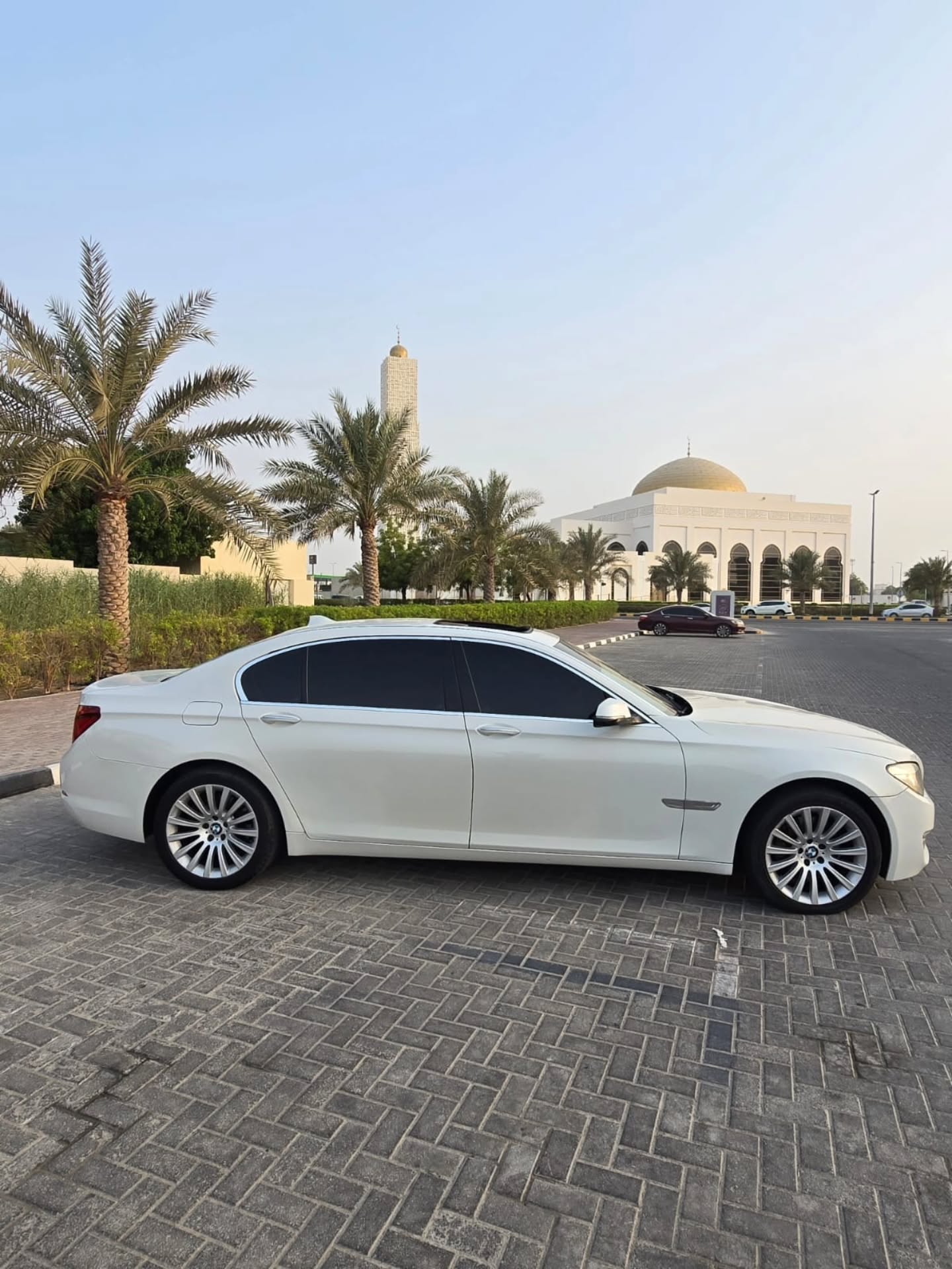 BMW 7 Series 2013 photo 7