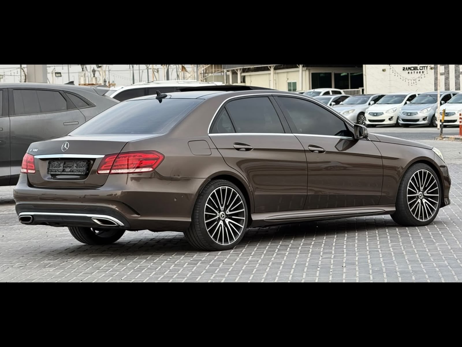 مرسيدس الفئة E 2014 صورة 8
