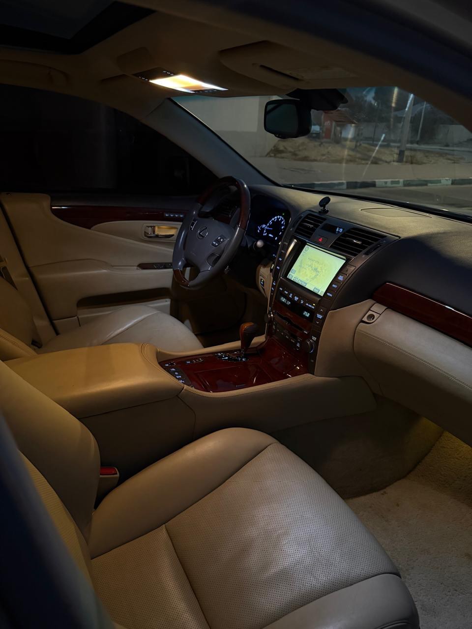 لكزس LS 2007 صورة 2