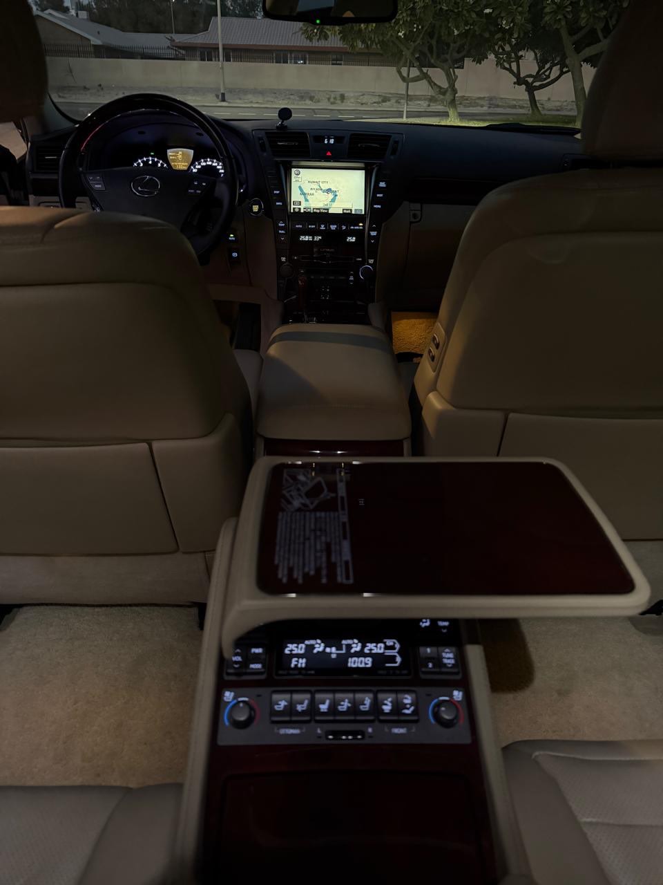لكزس LS 2007 صورة 4