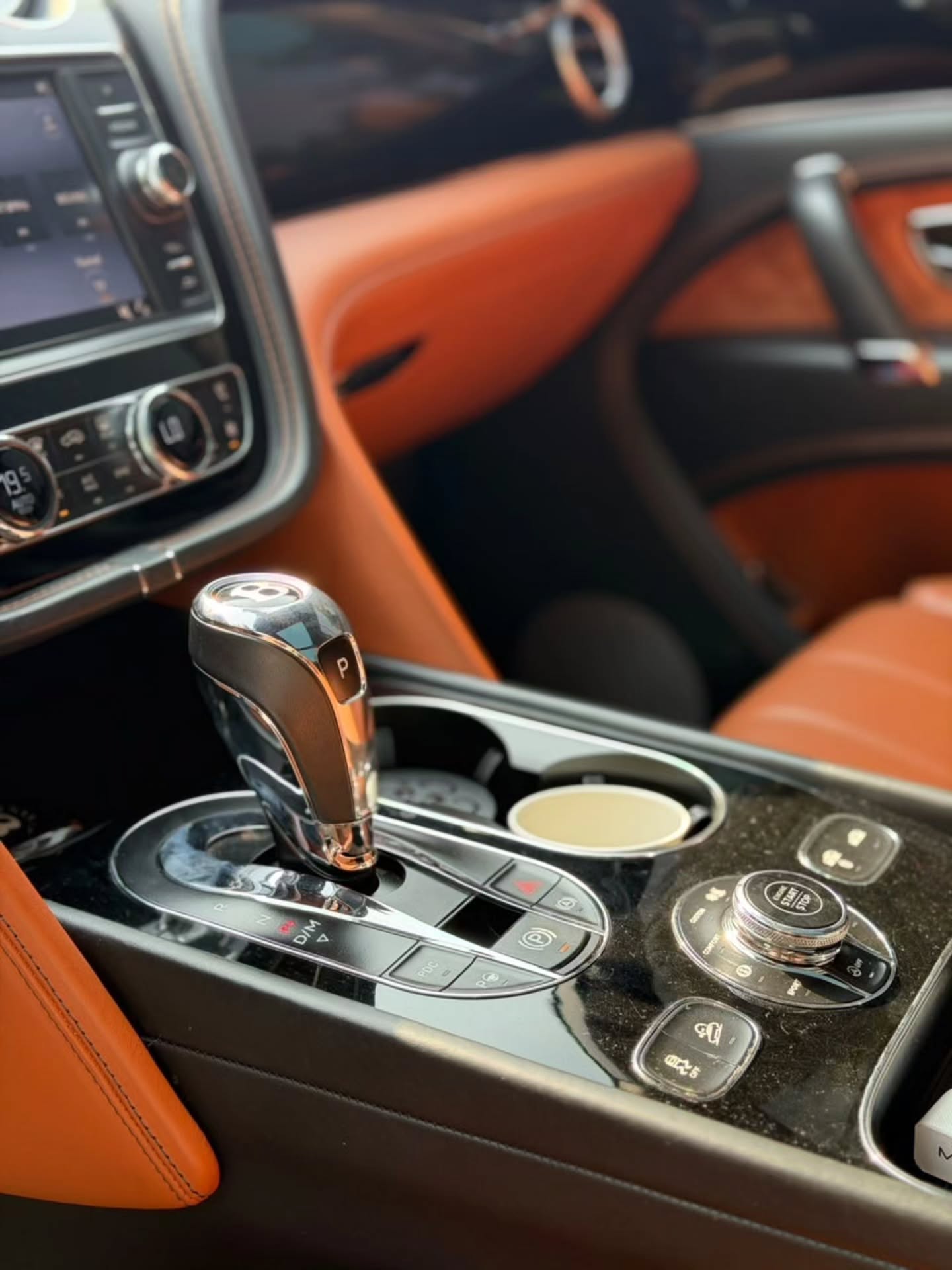 Bentley Bentayga 2017 photo 8