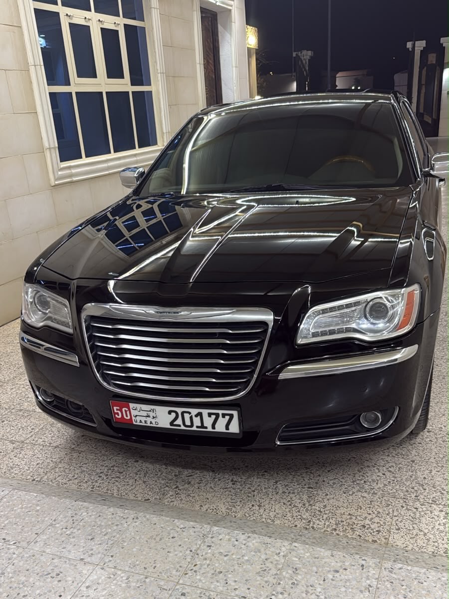 كرايسلر 300 2014