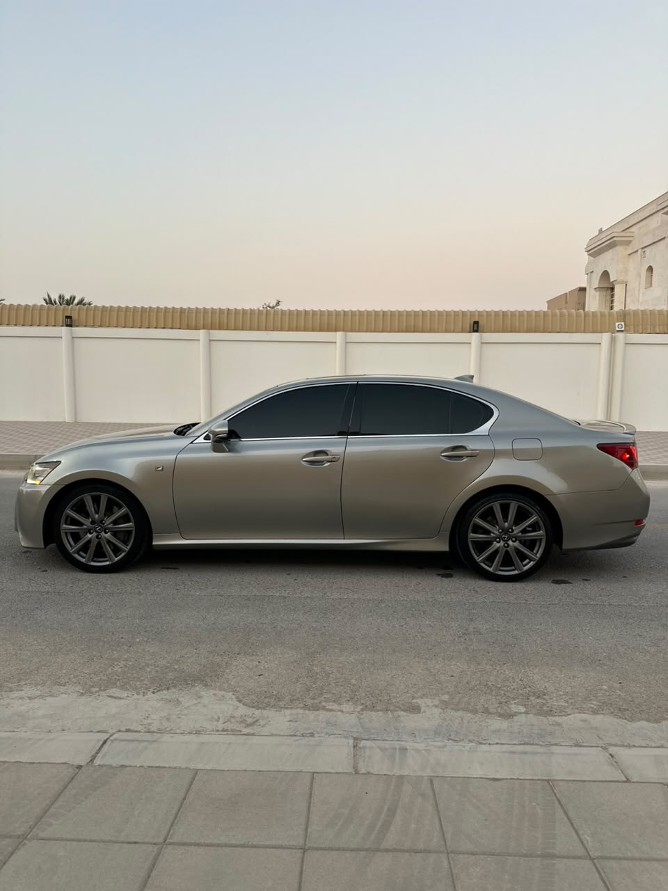 لكزس GS 2015 صورة 3