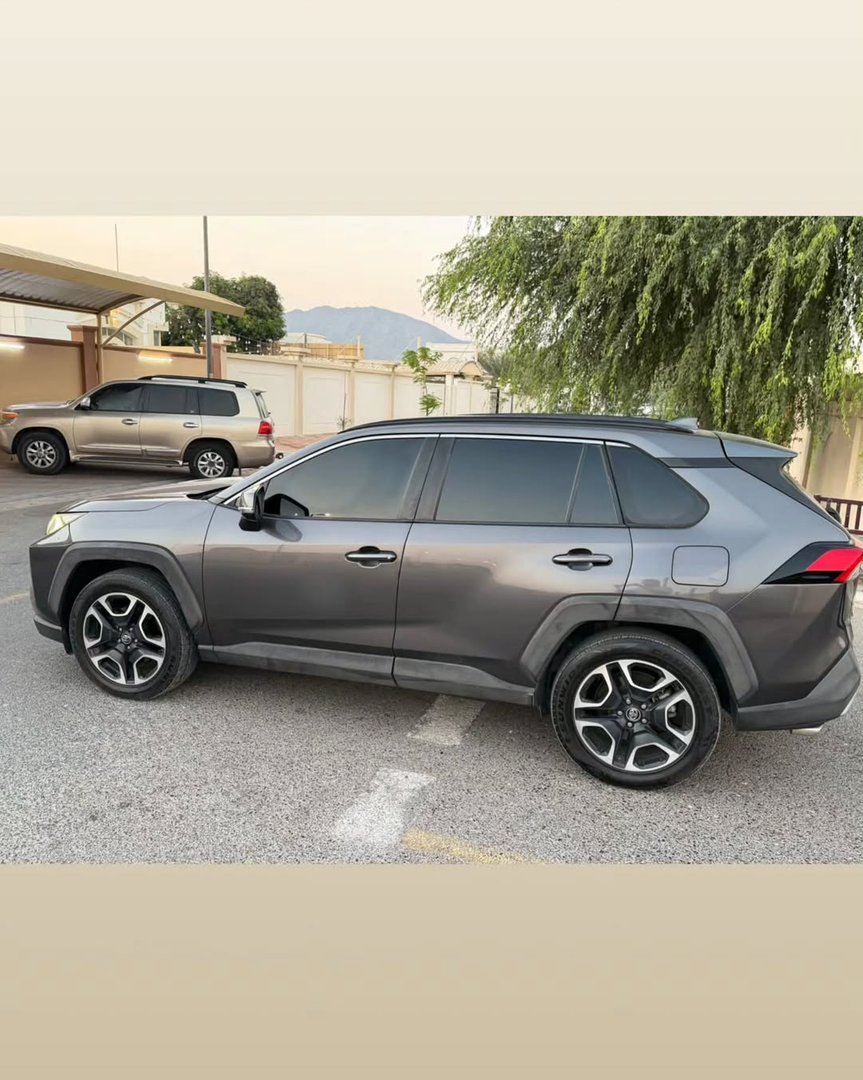 Toyota RAV4 2019 photo 4
