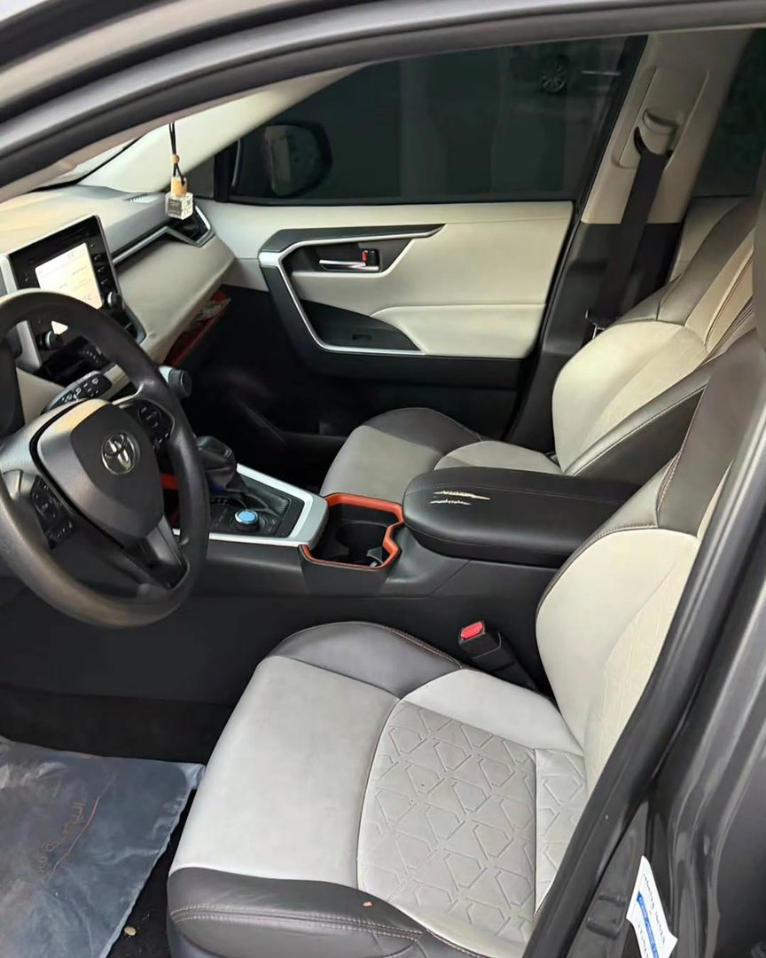 Toyota RAV4 2019 photo 8