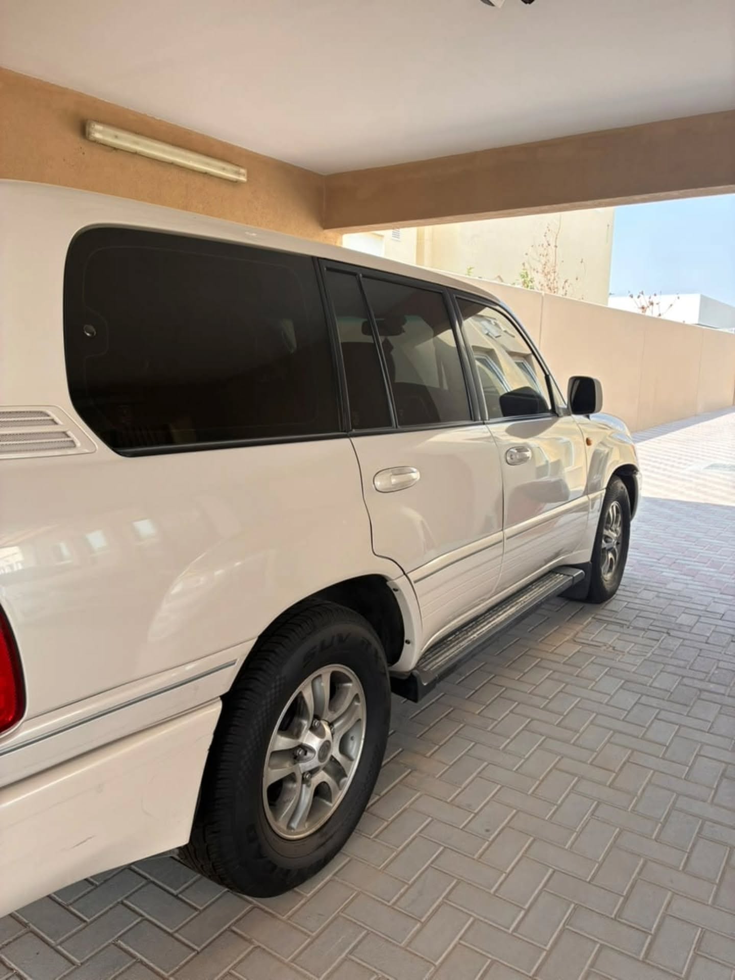 لكزس LX 2003 صورة 3