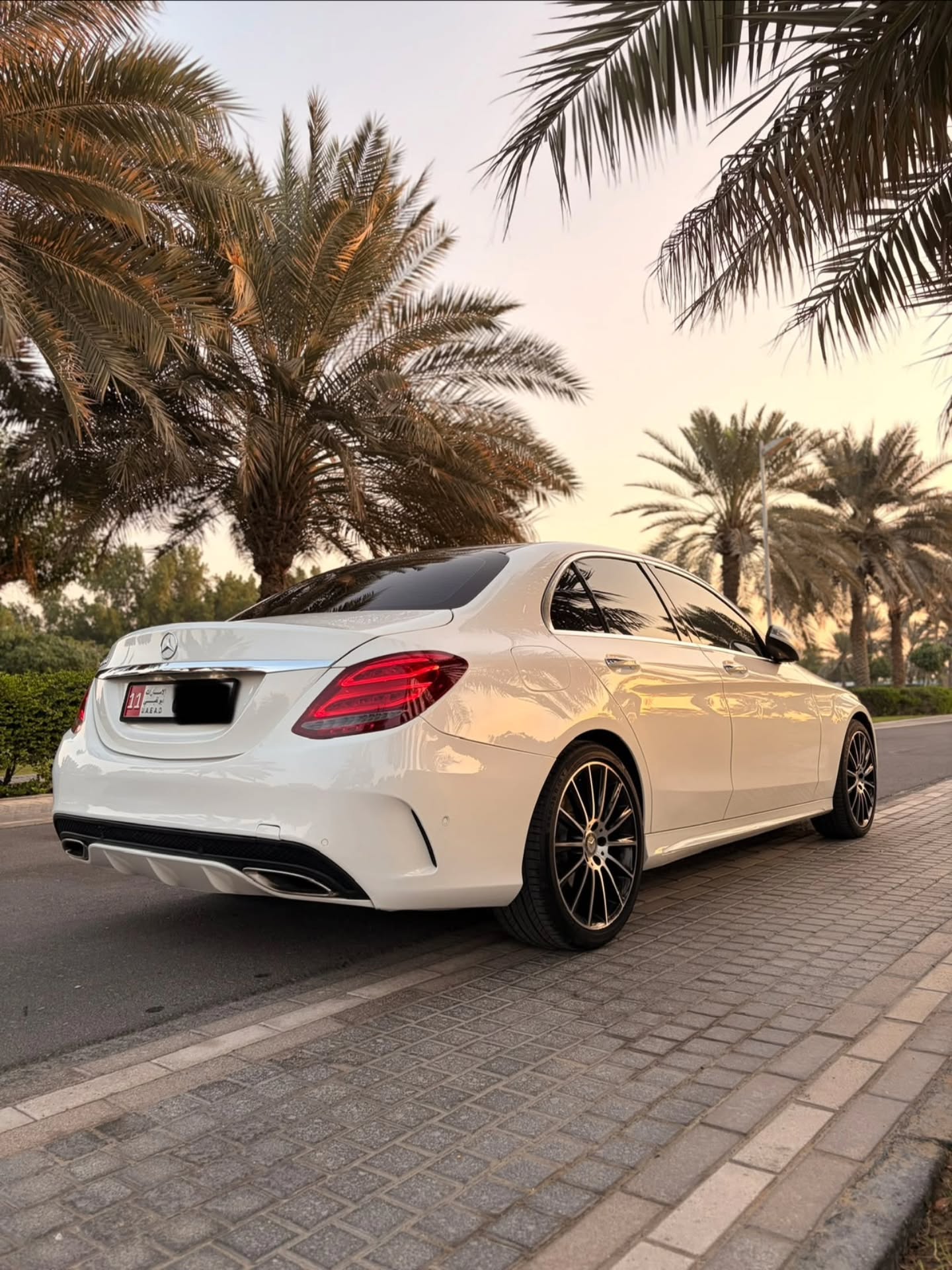 مرسيدس الفئة C 2015 صورة 8