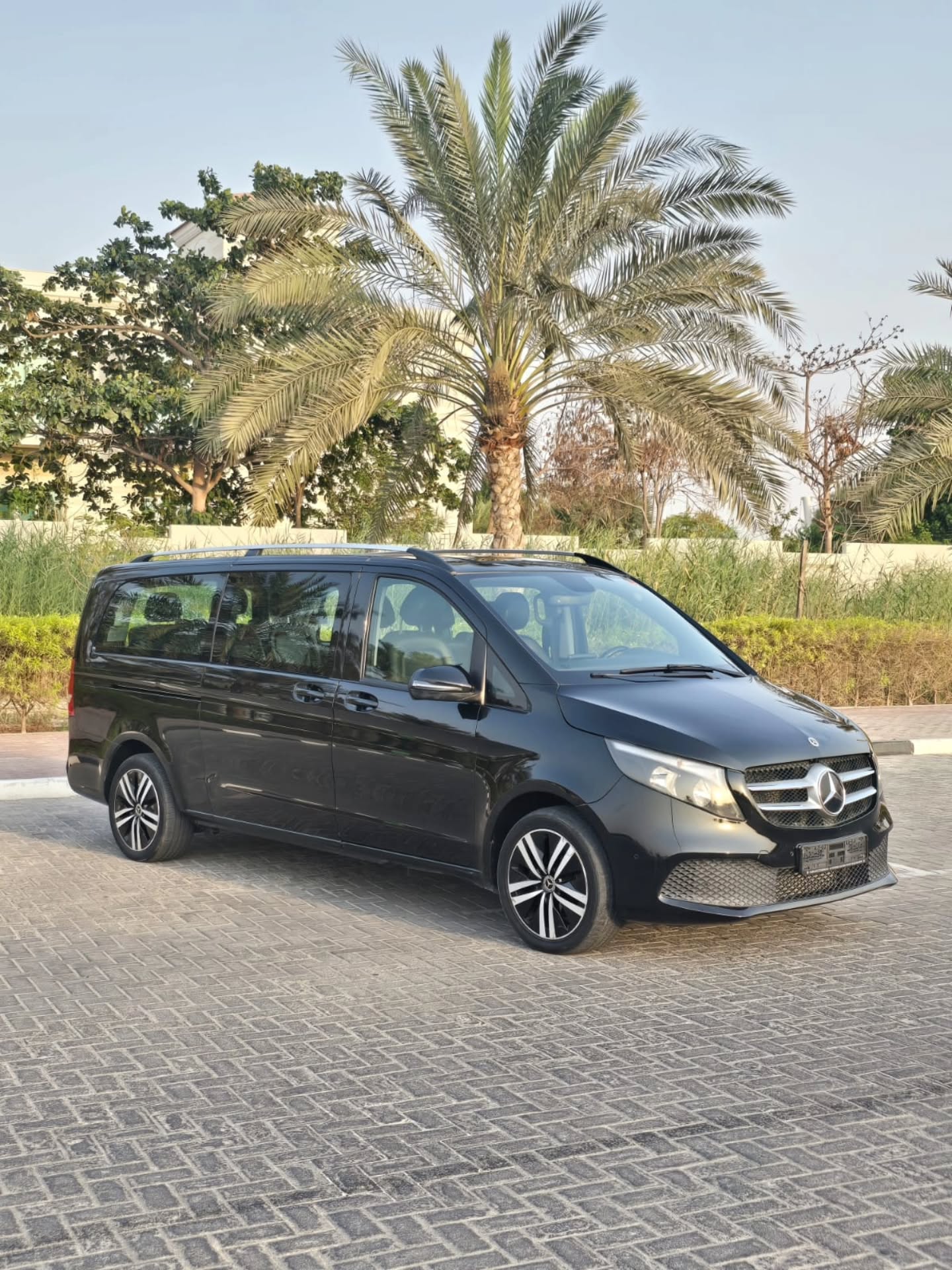 مرسيدس الفئة V 2022 صورة 2
