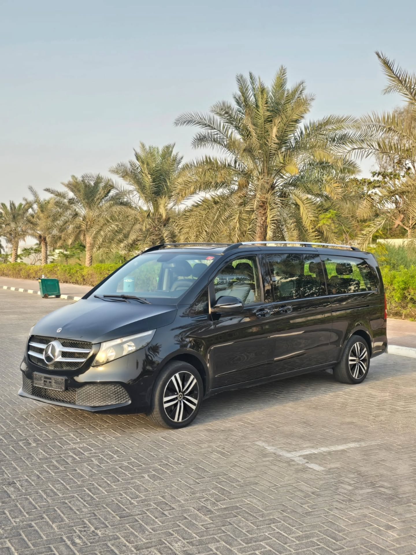 مرسيدس الفئة V 2022 صورة 4
