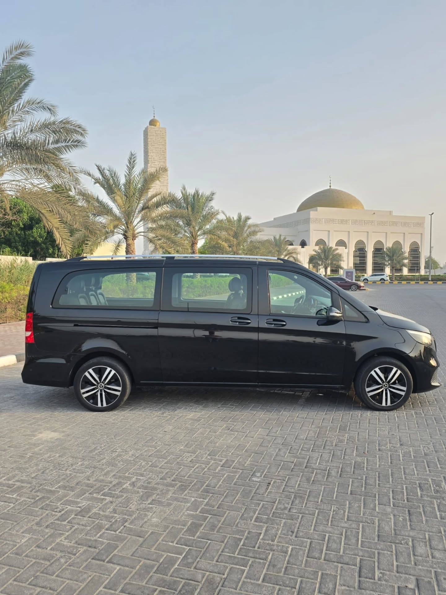 مرسيدس الفئة V 2022 صورة 7