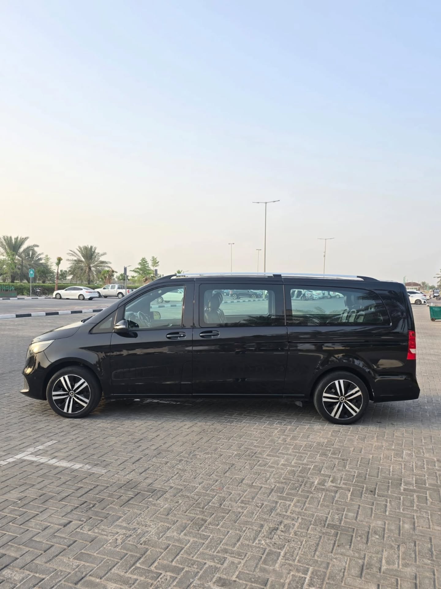 مرسيدس الفئة V 2022 صورة 8