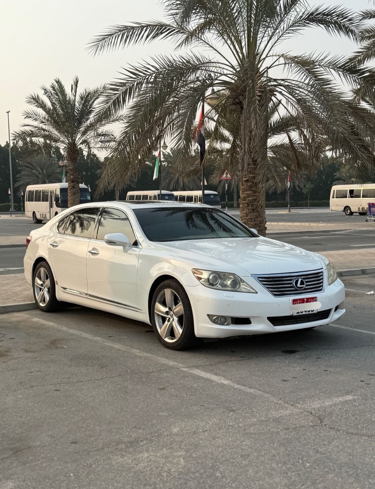 لكزس LS 2012