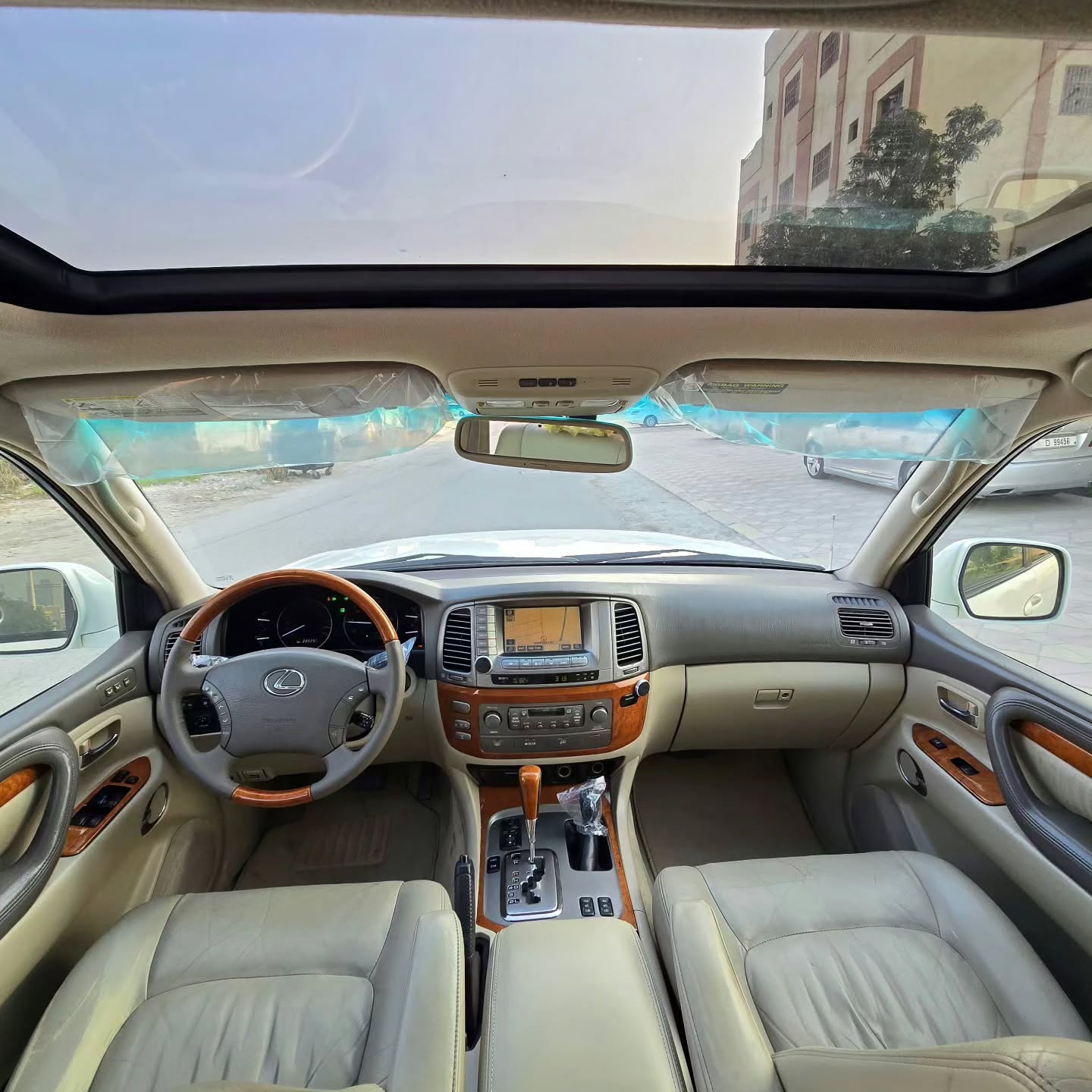 Lexus LX 2005 photo 2