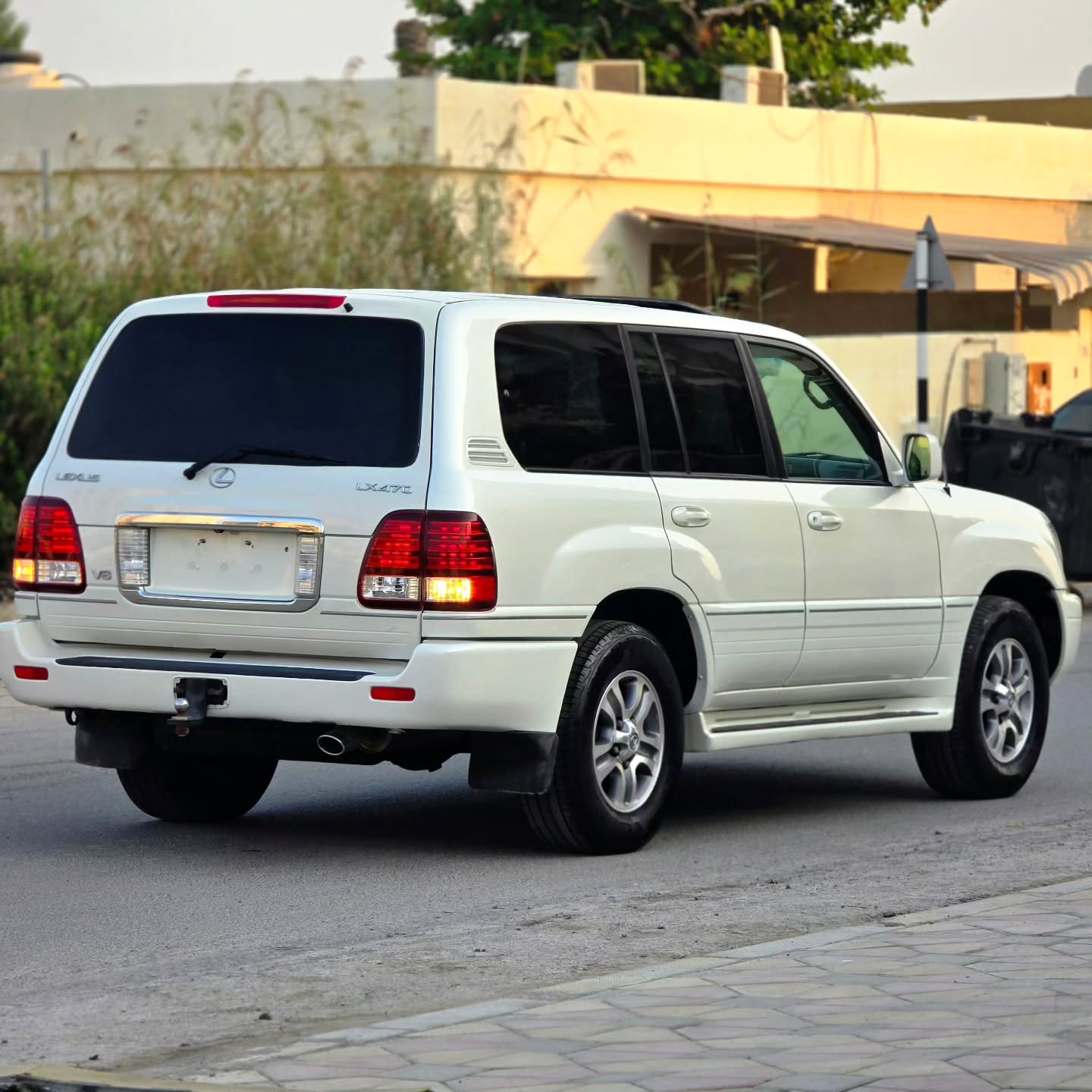 Lexus LX 2005 photo 3