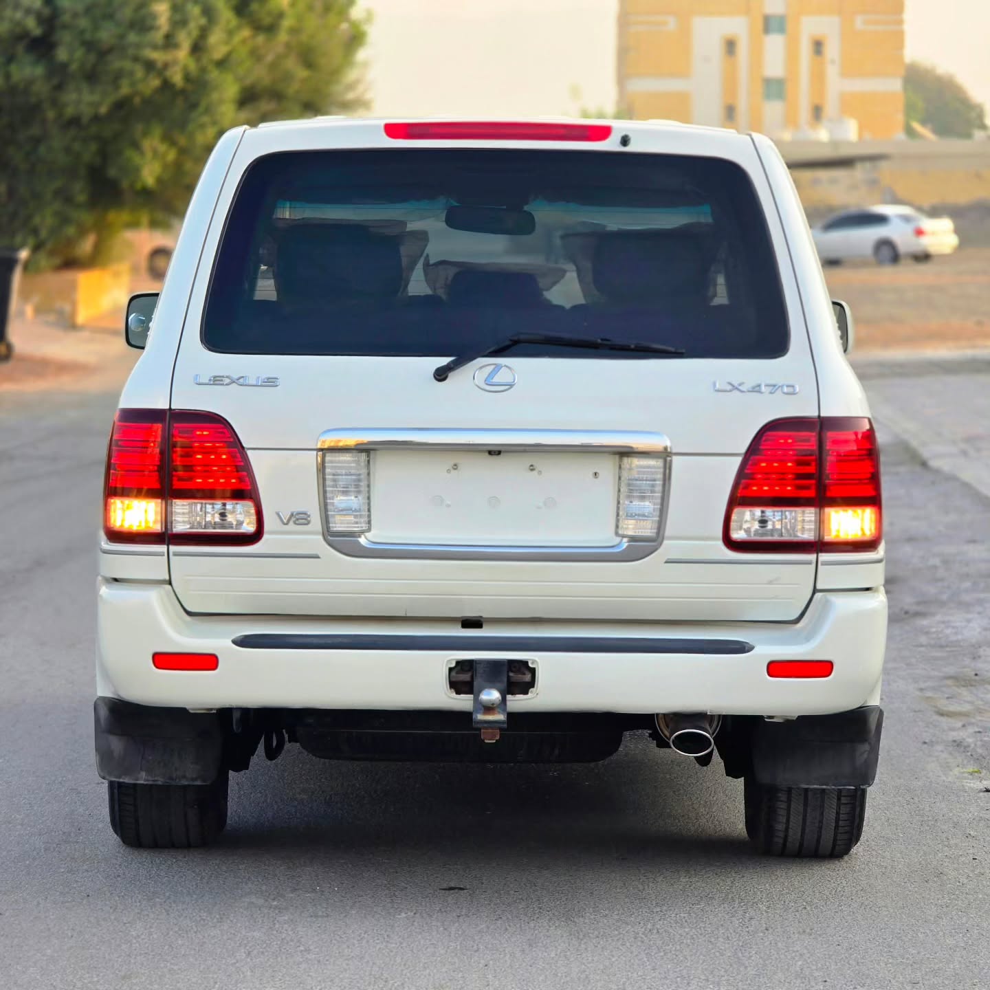 Lexus LX 2005 photo 4