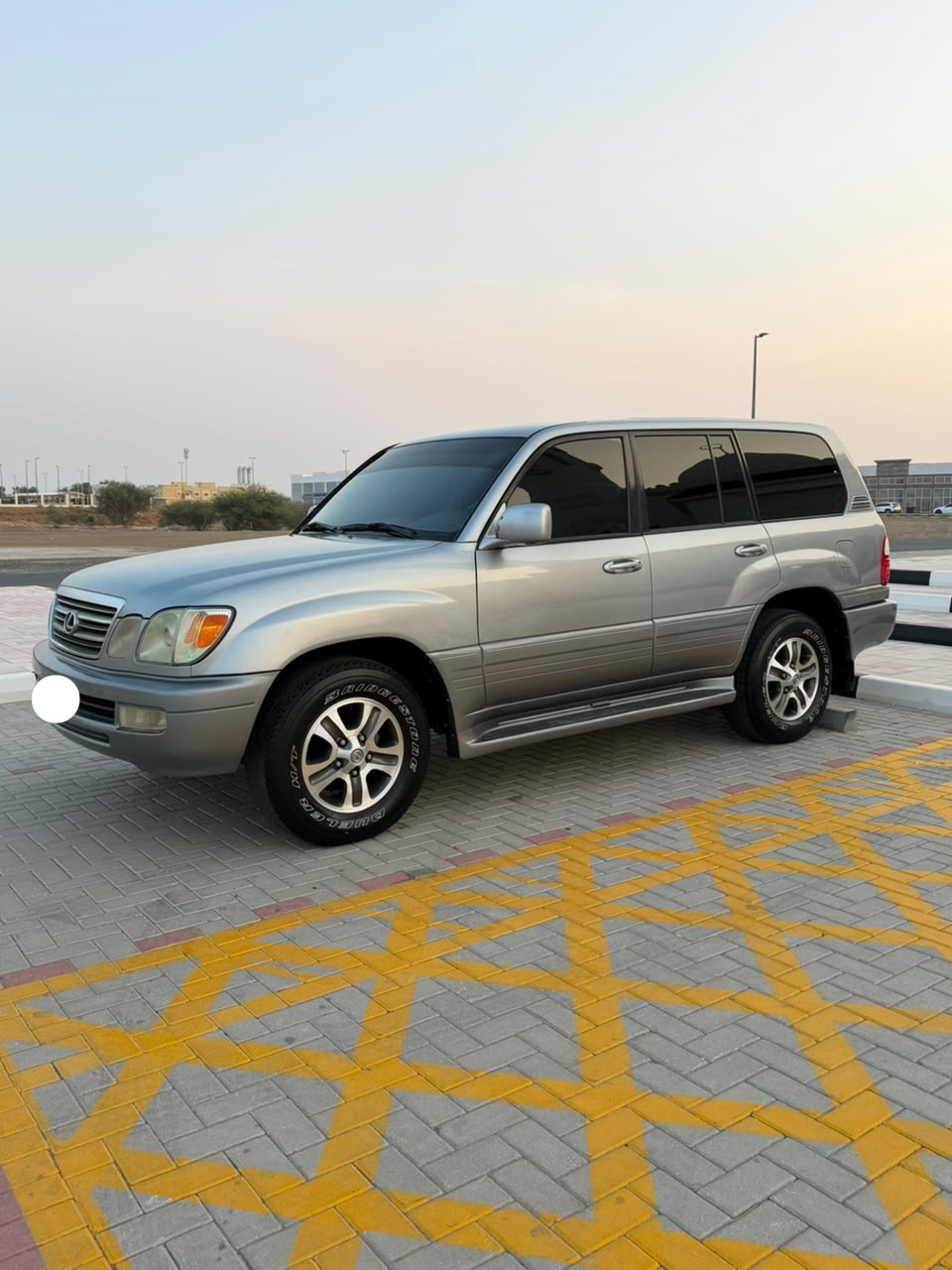لكزس LX 2004 صورة 2