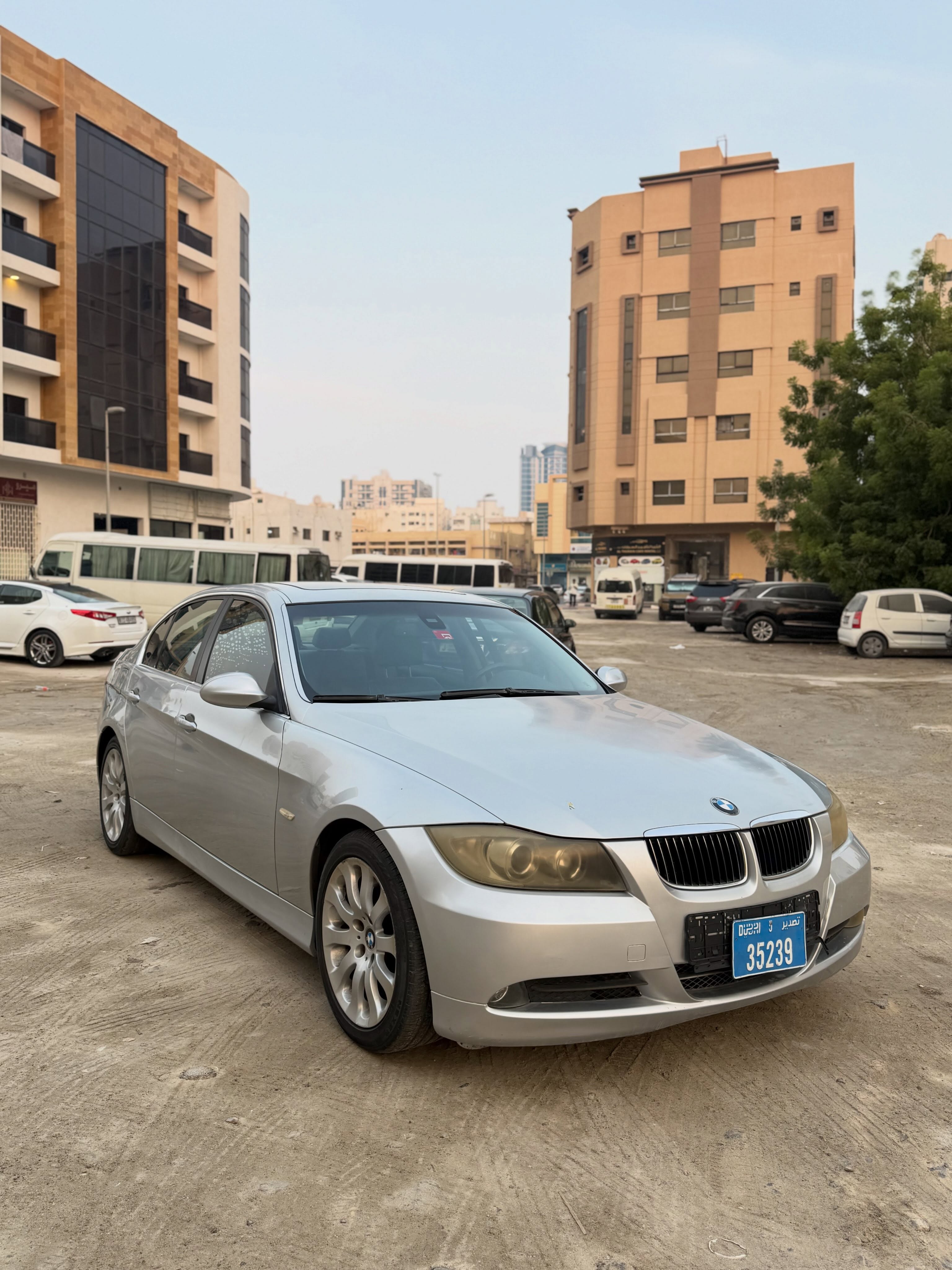 بي إم دبليو الفئة 3 2007 صورة 2