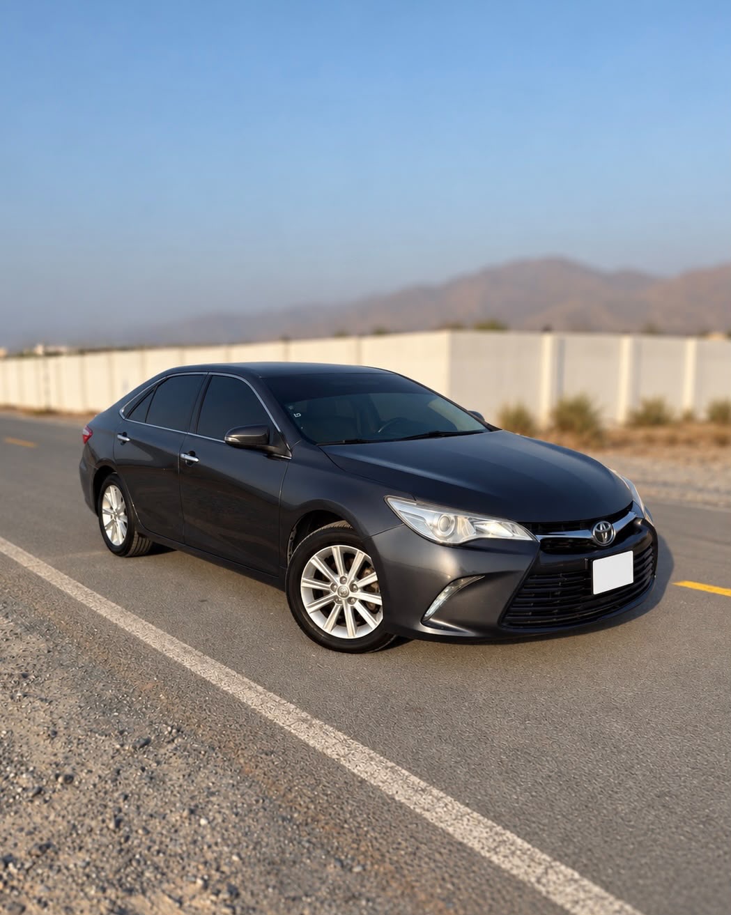 Toyota Camry 2017 photo 2