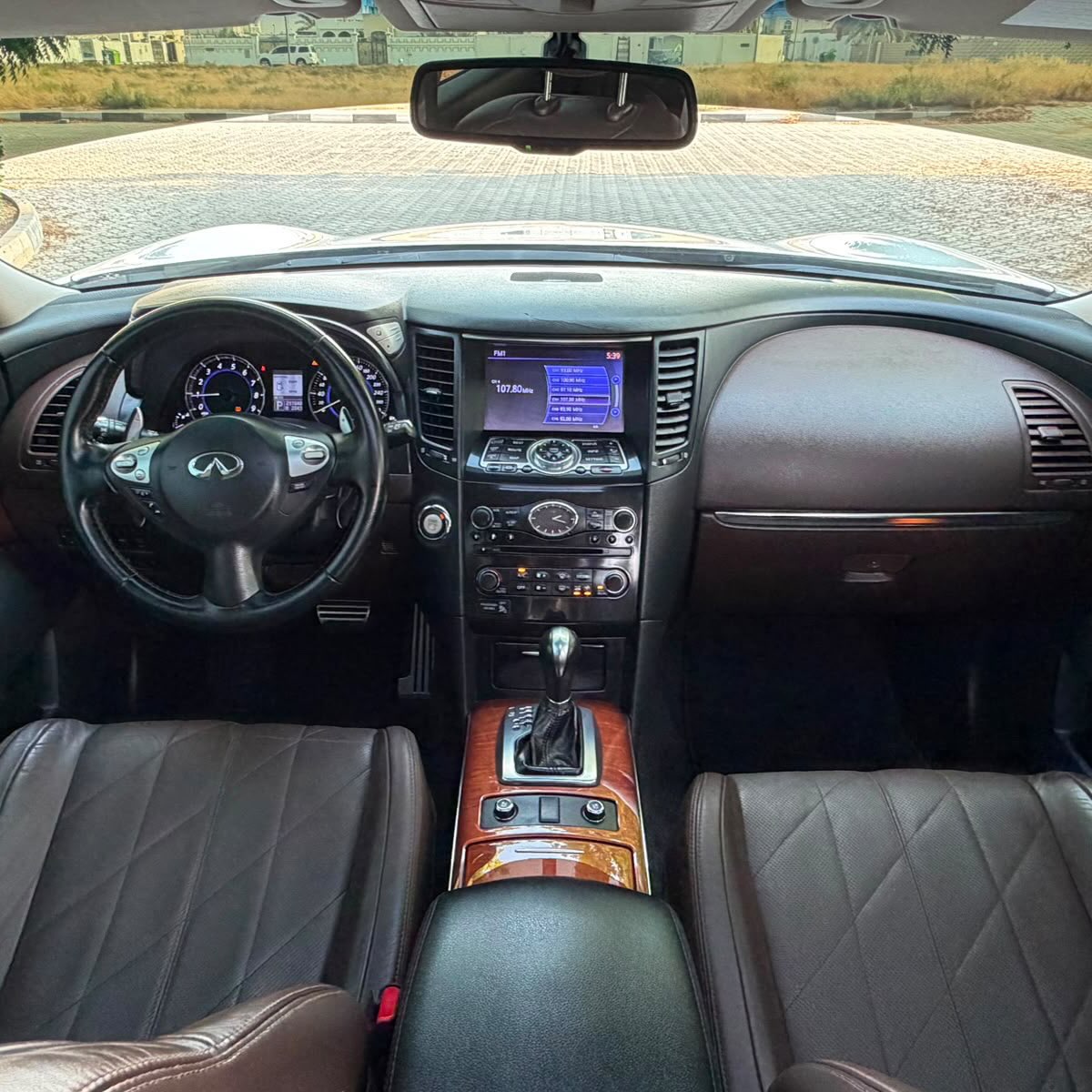 Infiniti QX70 2014 photo 5