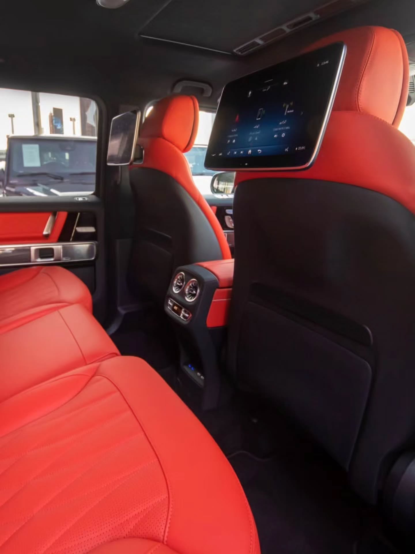 Mercedes-Benz G-Class 2027 photo 4