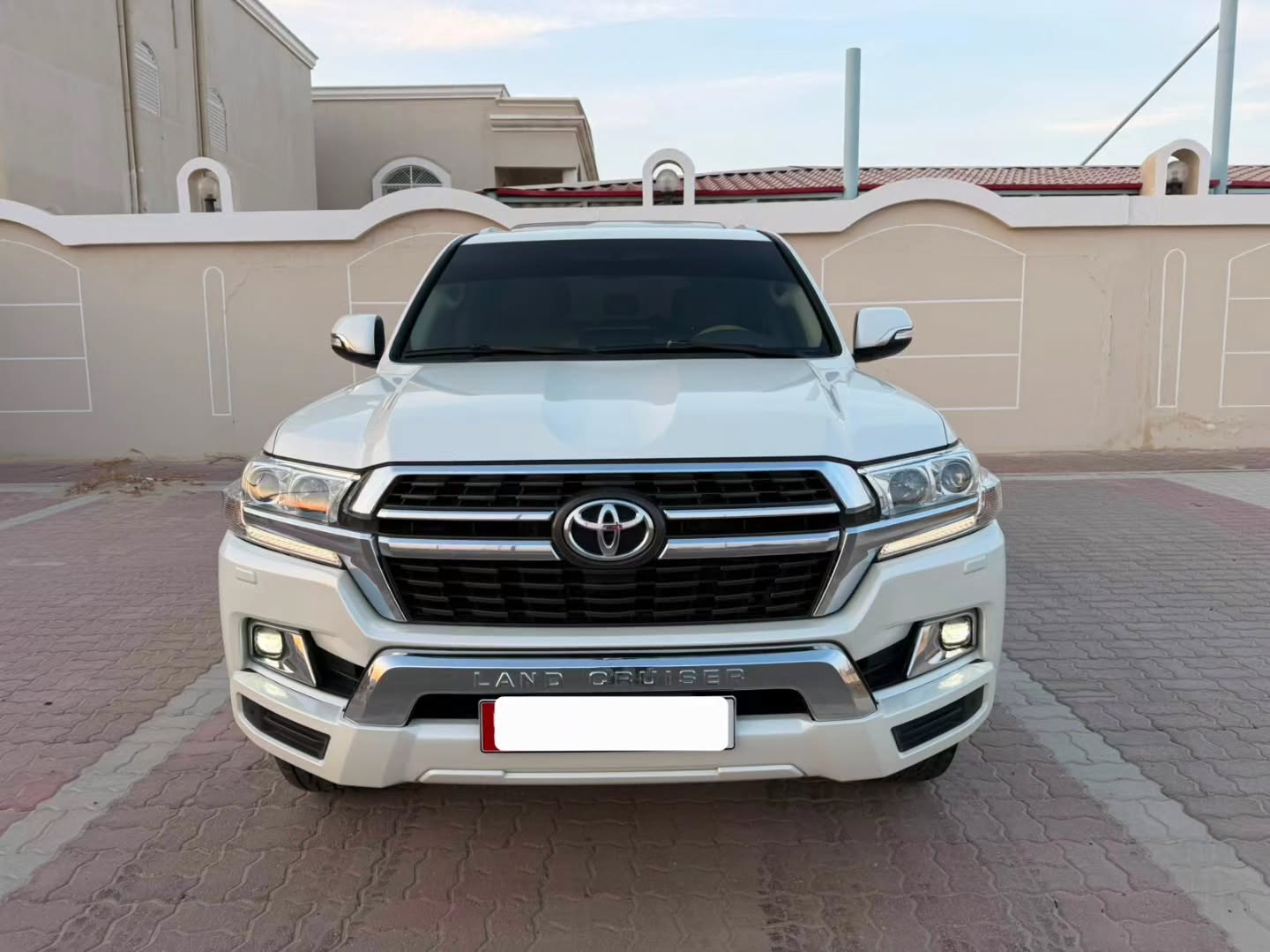 Toyota Land Cruiser 2021 photo 2
