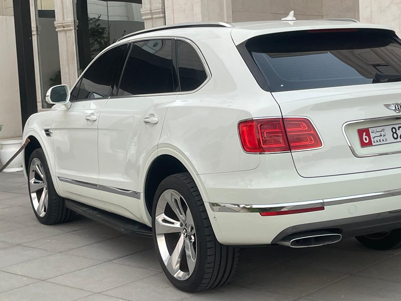 Bentley Bentayga 2018 photo 5