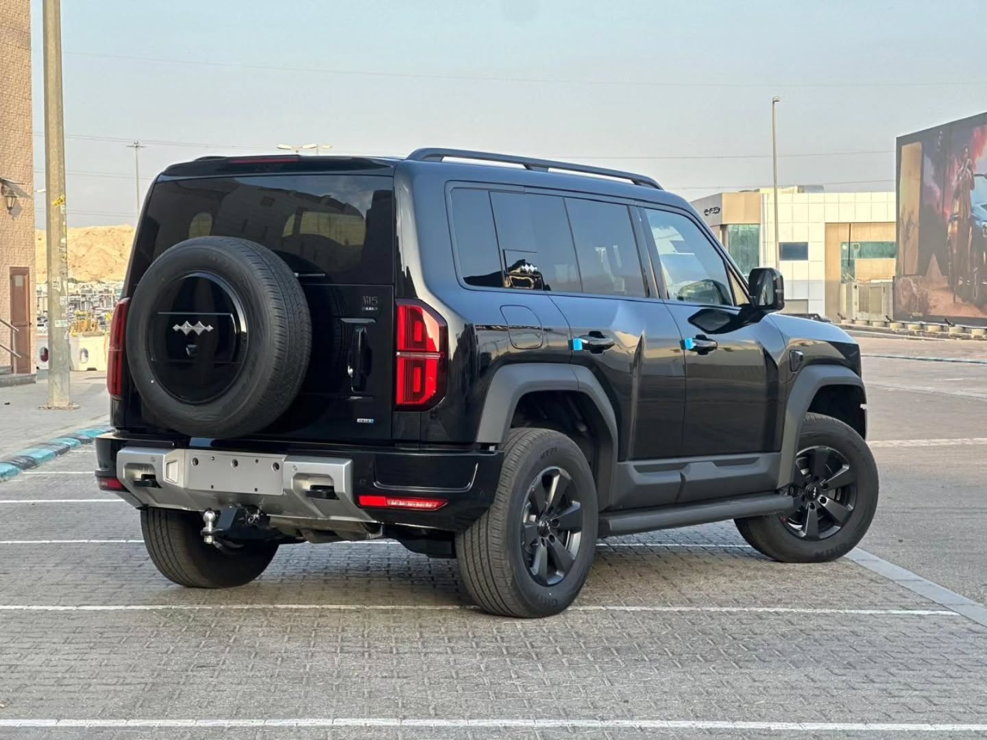 بي واي دي ليوبارد 5 2026 صورة 3