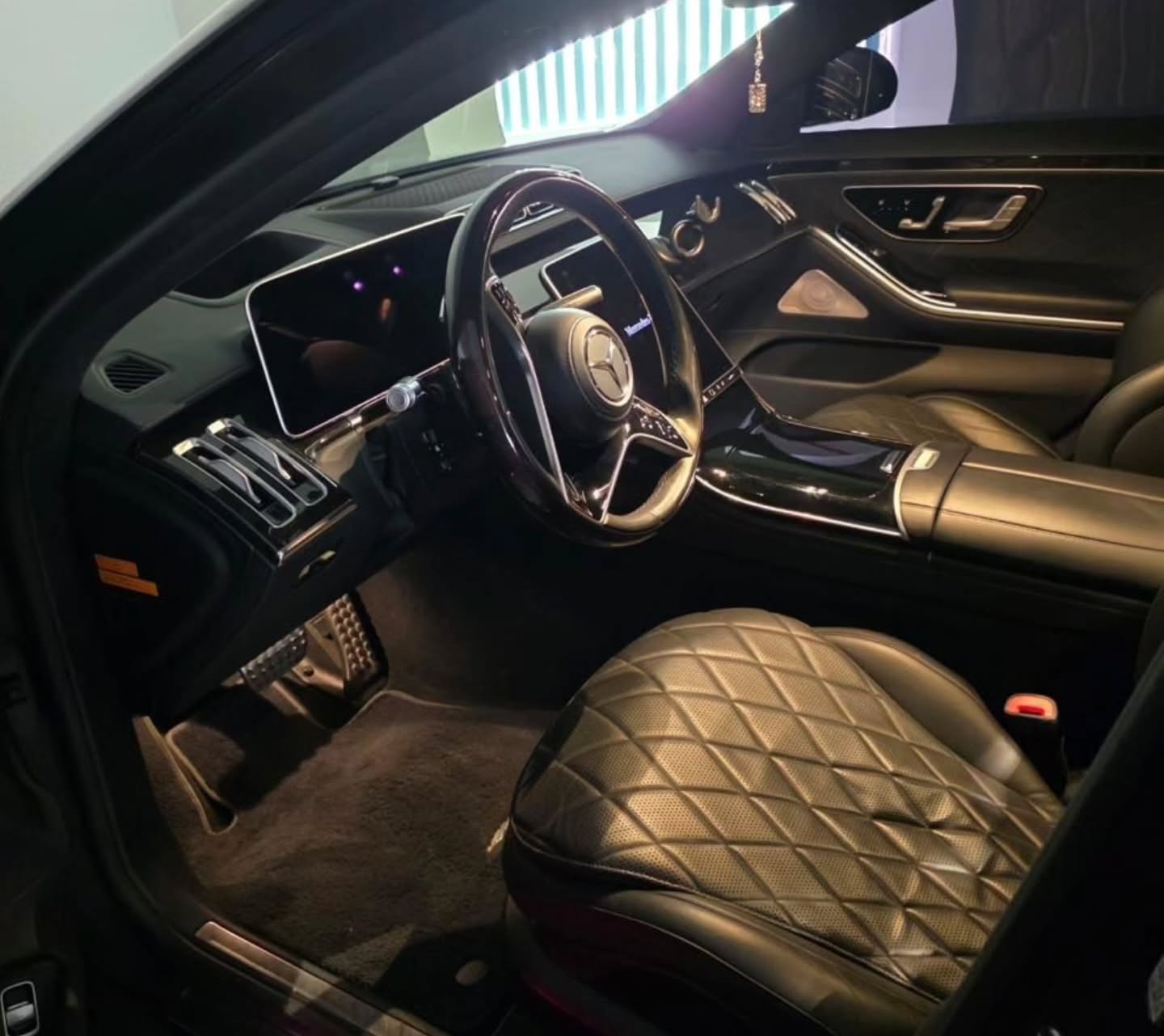 مرسيدس الفئة S 2022 صورة 4