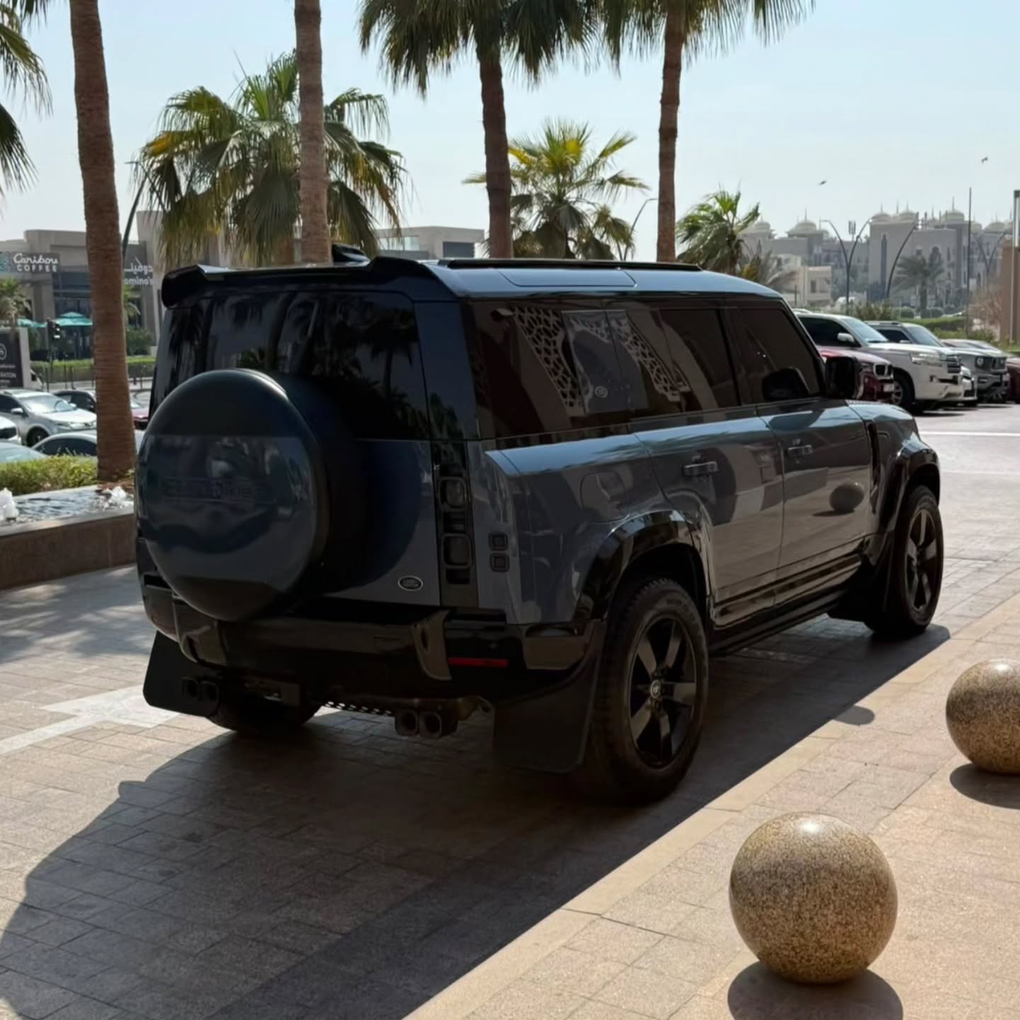 Land Rover Defender 2021 photo 5