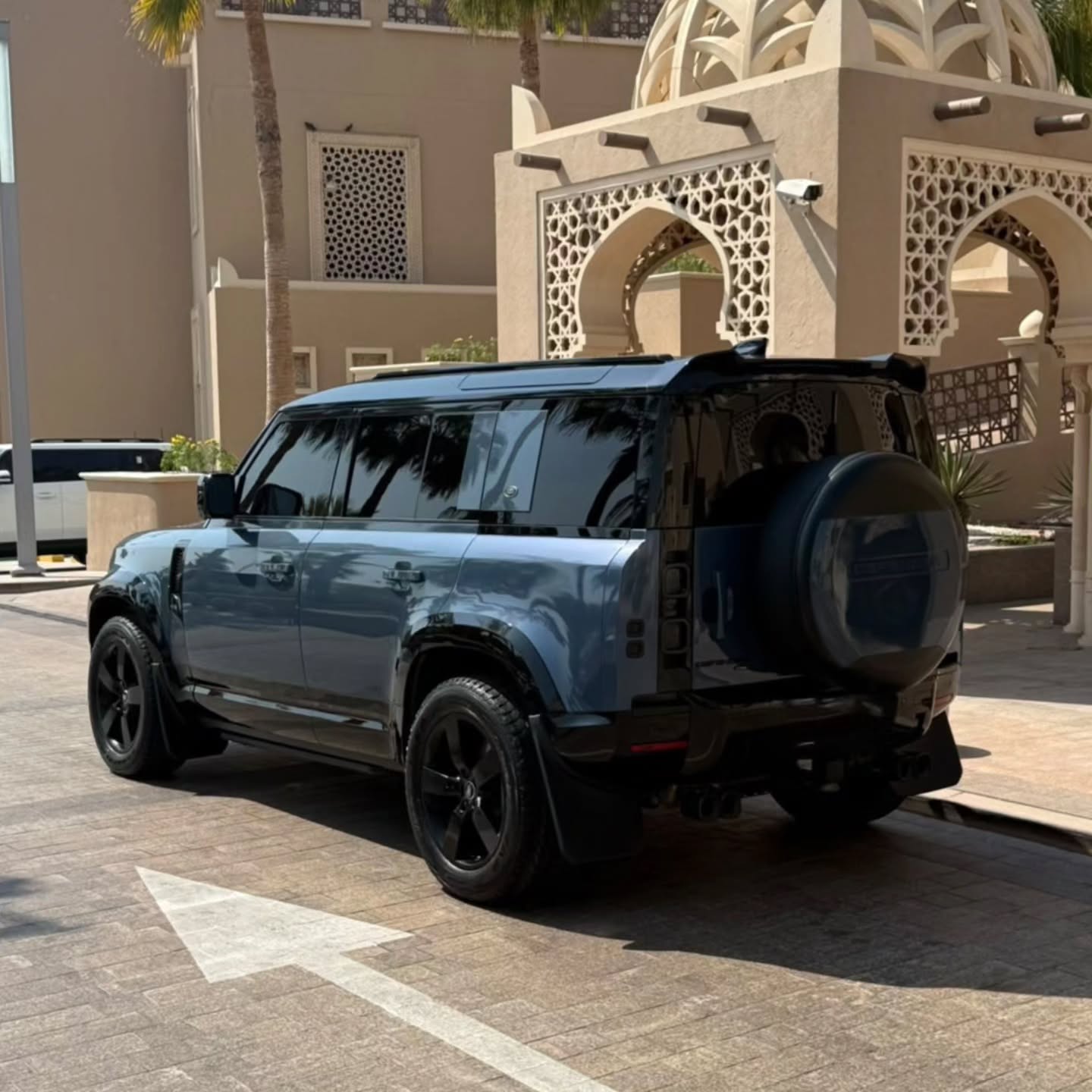 Land Rover Defender 2021 photo 6