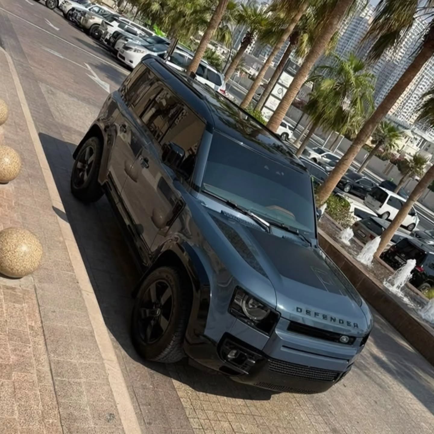 Land Rover Defender 2021 photo 7