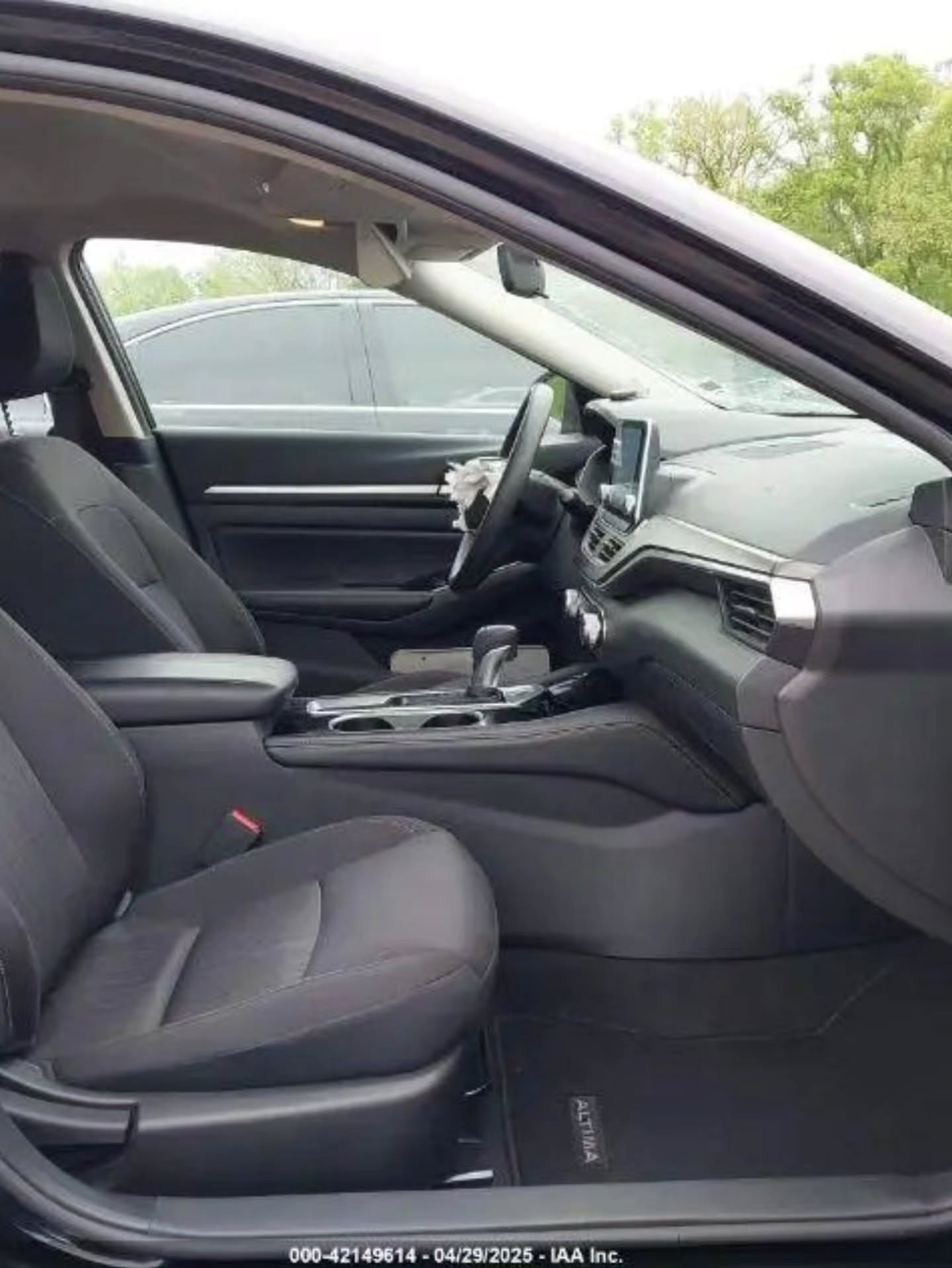 Nissan Altima 2023 photo 6