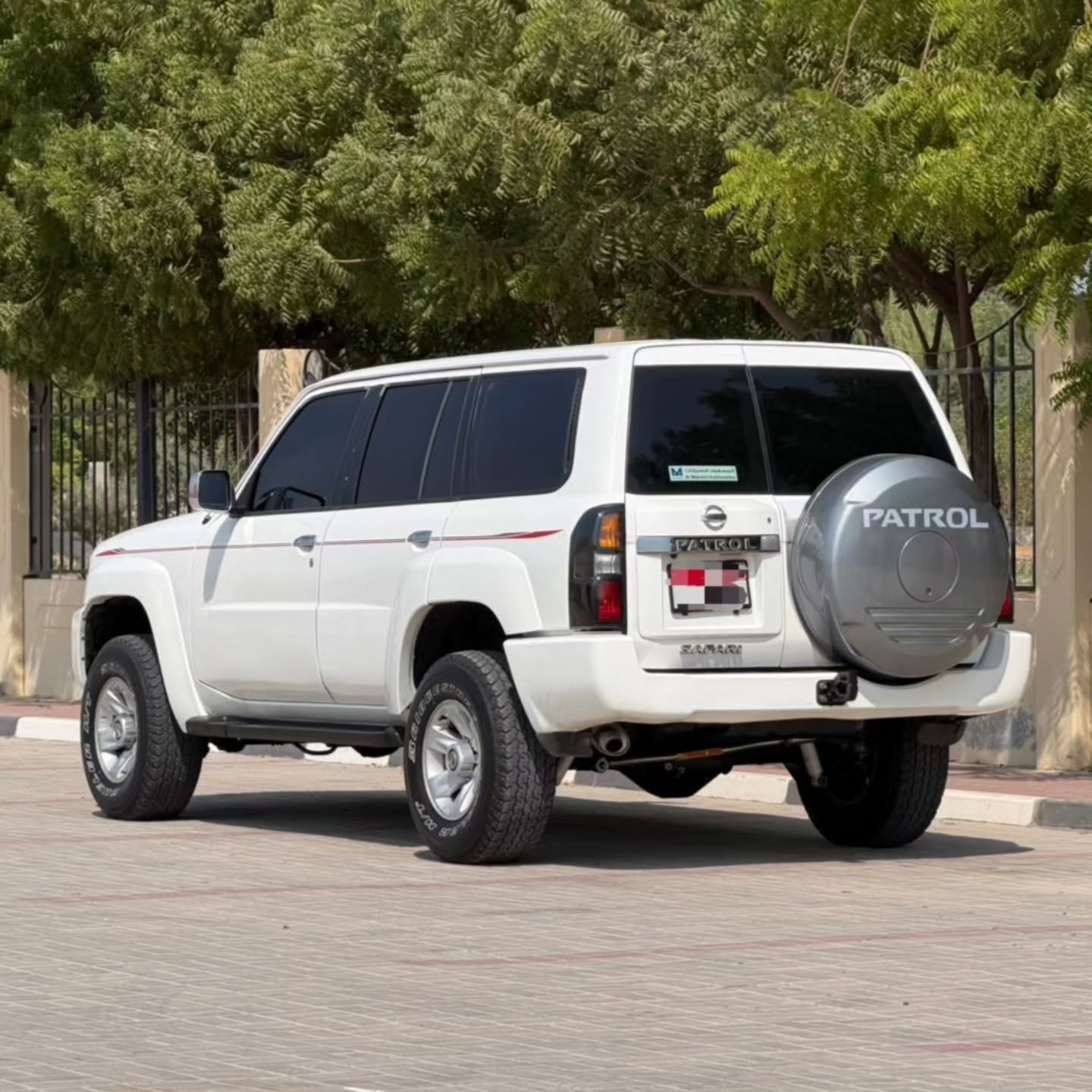 Nissan Patrol Safari 2014 photo 2