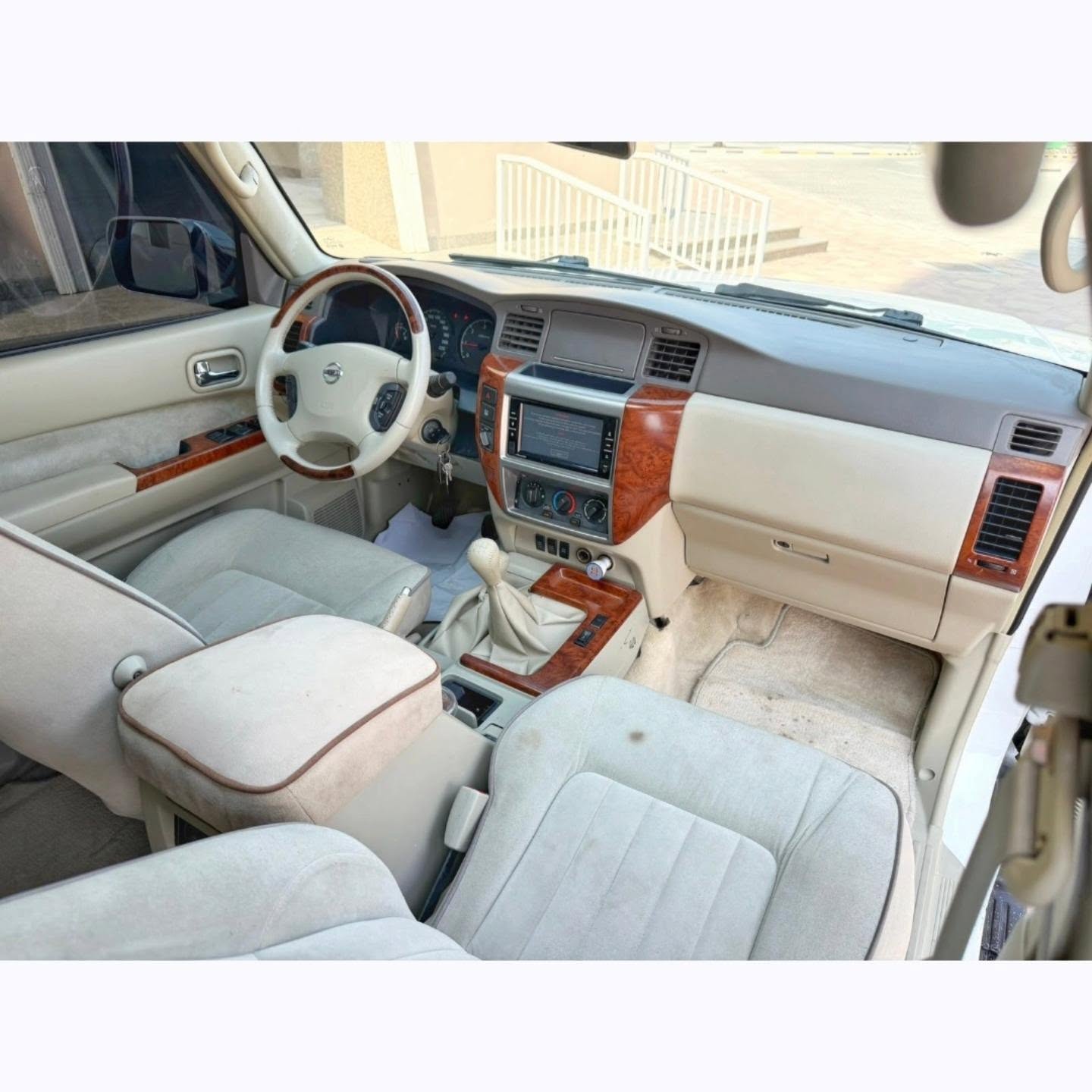 Nissan Patrol Safari 2014 photo 5