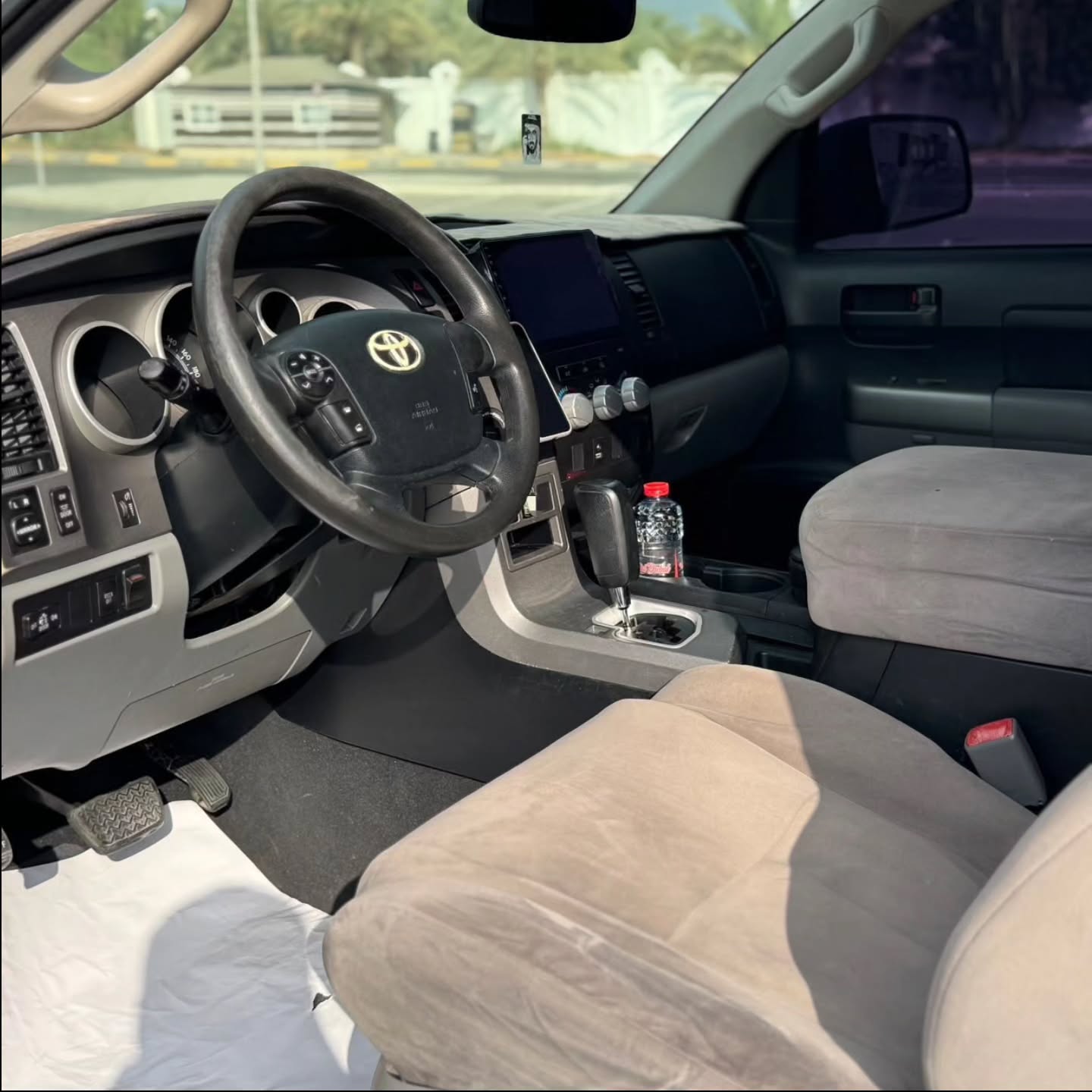 Toyota Tundra 2012 photo 4